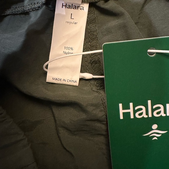 NWT Halara Mid Rise Button Zipper Side Pocket Wide Leg Casual Cargo Pants - Picture 6 of 13